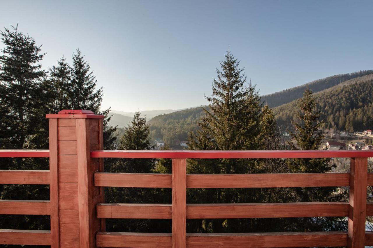 Wellland Hotel Yaremche Exterior foto